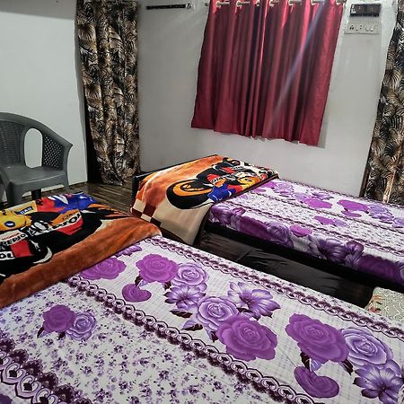 Khajuraho Dreams Homestay エクステリア 写真