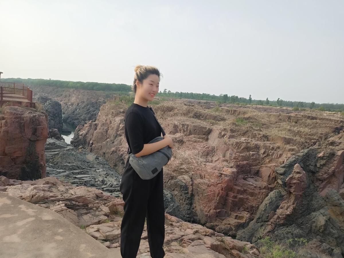 Khajuraho Dreams Homestay エクステリア 写真