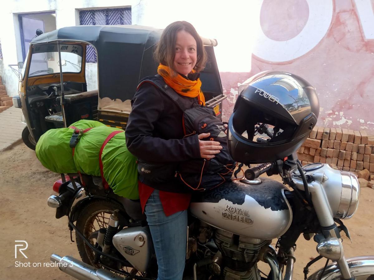 Khajuraho Dreams Homestay エクステリア 写真